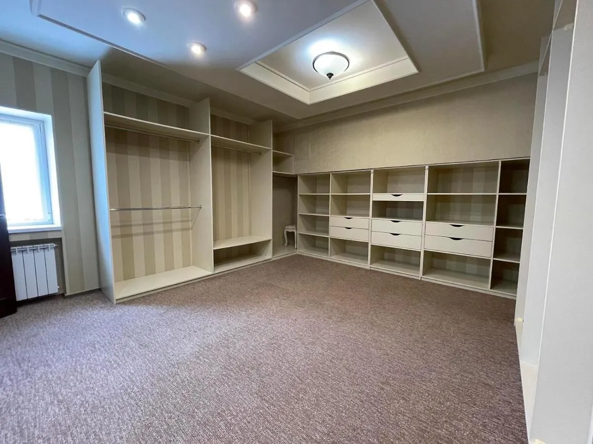 Героев Сталинграда 24А Apartment Kyiv